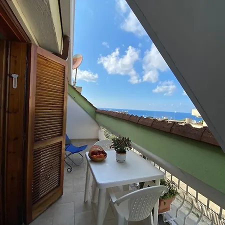 A 300 Passi Dal Mare *